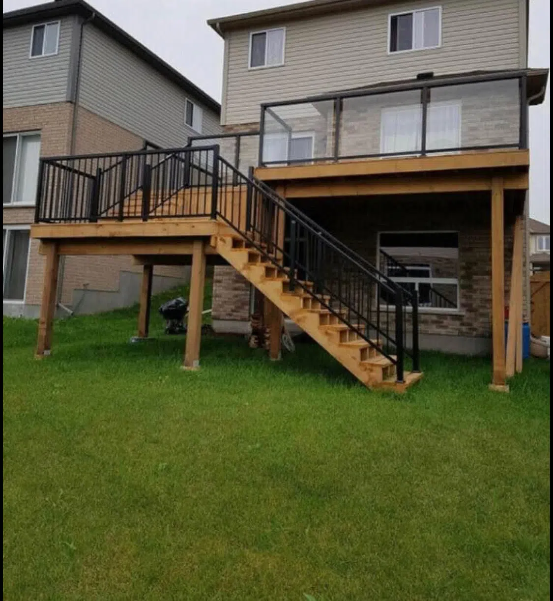 Decks project photo 20